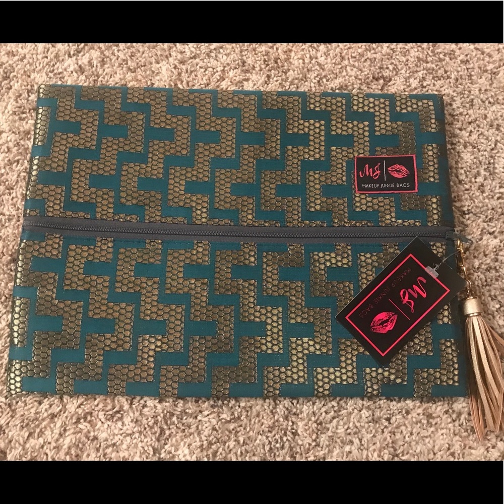 MakeUp Junkie Bag- Large